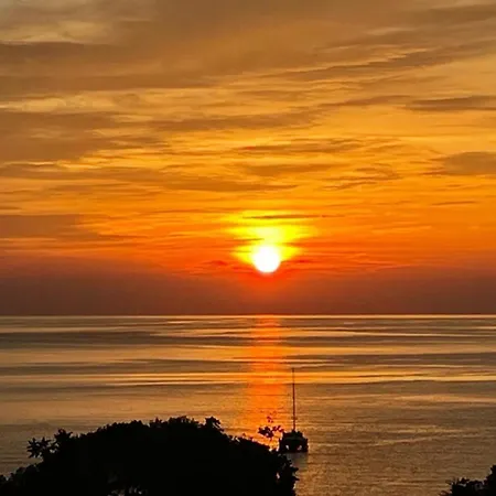 شقة Flat With Terrace Sea View And Mountain View