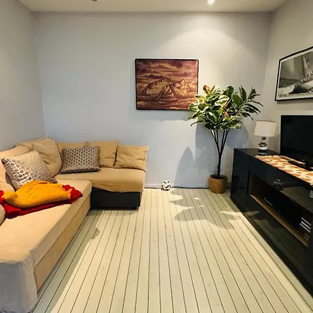 شقة Flat With Terrace Sea View And Mountain View إز