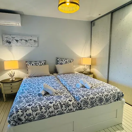 公寓 Flat With Terrace Sea View And Mountain View *