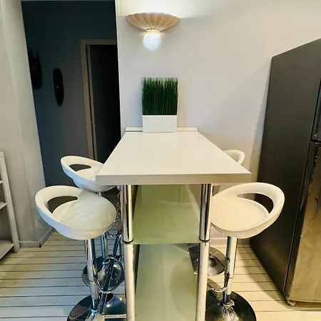 Flat With Terrace Sea View And Mountain View *