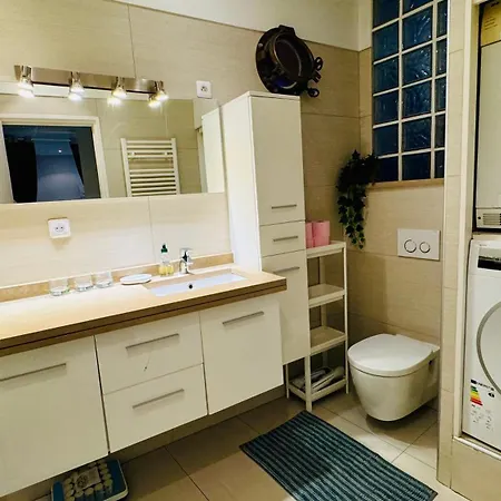 شقة Flat With Terrace Sea View And Mountain View *